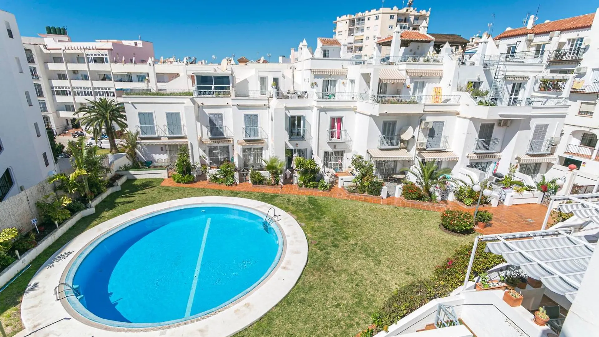Holiday home Canovas Nerja - Casa Adosada Con Piscina Los Huertos 3
